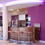 Holiday Inn Express London - Newbury Park, An Ihg Hotel 